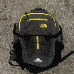 North Face Recon Backpack, Black/Yellow, 30 Liters